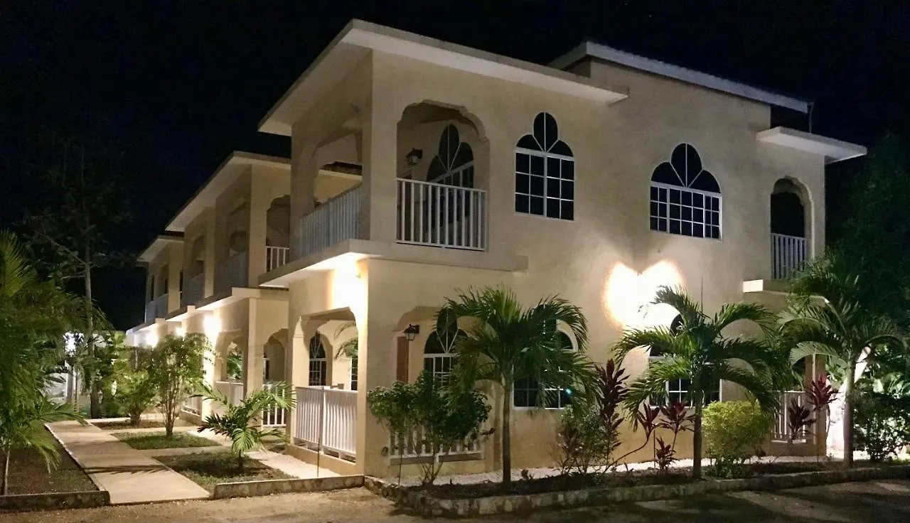 Sommerville Resorts 内格里尔 酒店